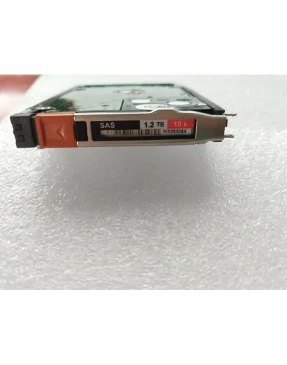 005050084 EMC 1.2TB 10K SAS Hard Drive