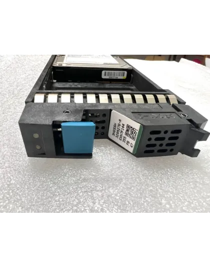 3285276-A Hitachi 300GB 15K 2.5 SAS Hard Drive